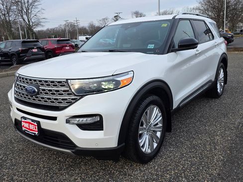Used 2023 Ford Explorer Limited w/ Limited Technology Package image 1