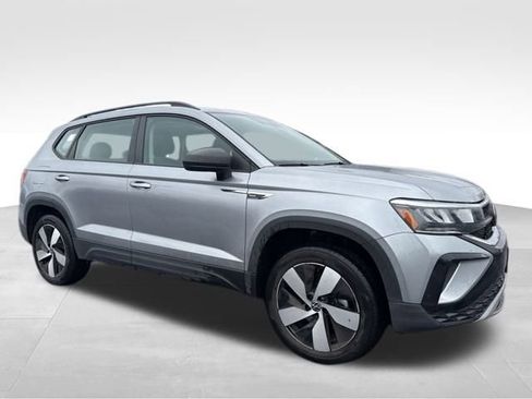 Used 2024 Volkswagen Taos S image 1