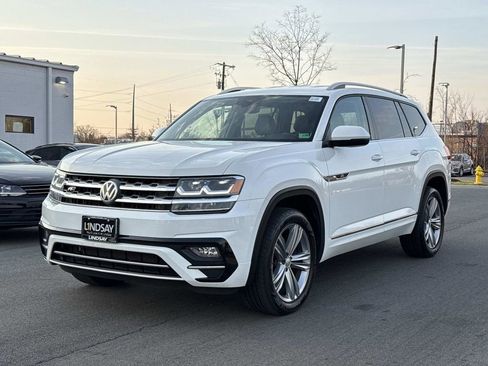Used 2018 Volkswagen Atlas SE w/ R-Line Package AWD/4WD image 6