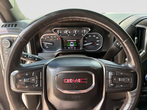 Used 2021 GMC Sierra 1500 AT4 w/ AT4 Preferred Package AWD/4WD image 27