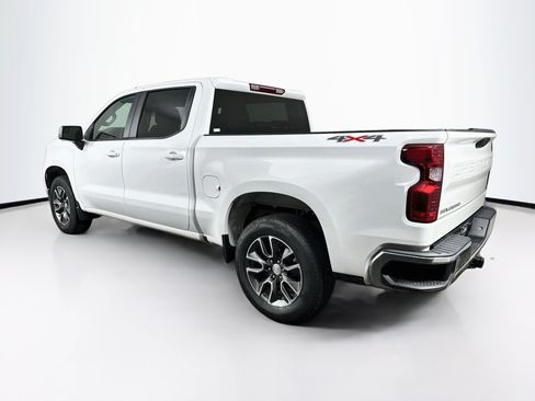 Used 2024 Chevrolet Silverado 1500 LT AWD/4WD image 5