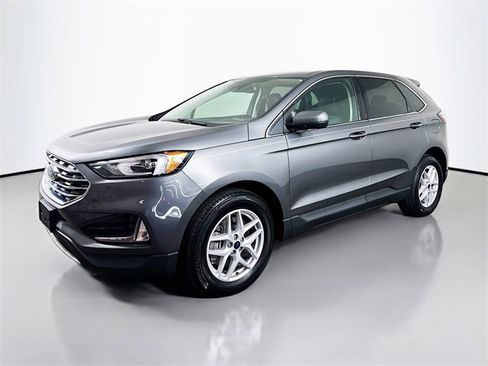 Used 2021 Ford Edge SEL w/ Cargo Accessory Package image 5