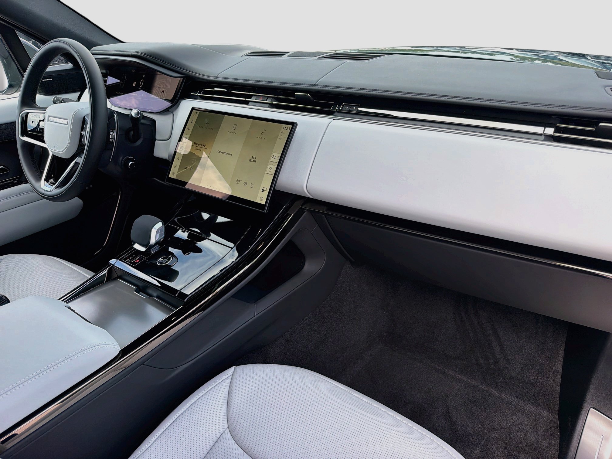 New 2027 Land Rover Range Rover Sport SE AWD/4WD image 15