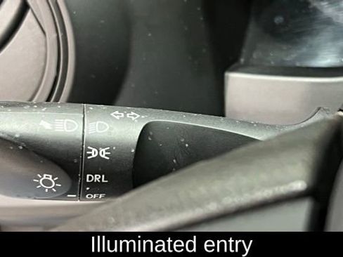 Used 2019 Toyota Tacoma SR w/ SR Convenience Package image 13