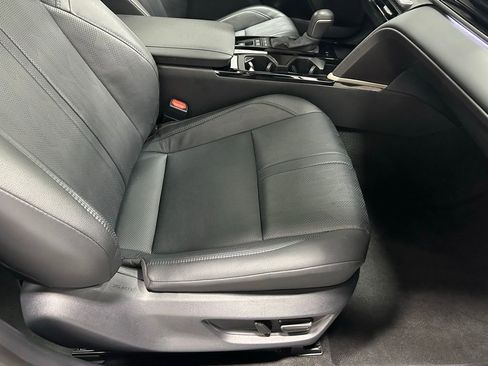 Used 2025 Toyota Camry XSE image 62