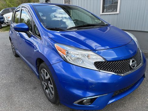 Used 2016 Nissan Versa Note SR w/ SR Tech Package FWD image 3