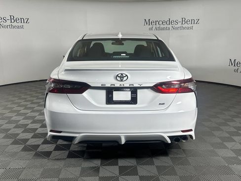 Used 2023 Toyota Camry SE FWD image 6