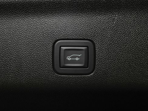 Used 2026 GMC Yukon Denali Ultimate AWD/4WD image 14