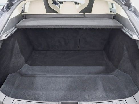 Used 2019 Tesla Model S image 37