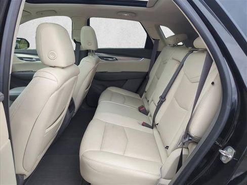 Used 2018 Cadillac XT5 Premium Luxury FWD image 19