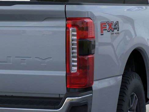 New 2026 Ford F250 Lariat w/ Lariat Premium Package image 43