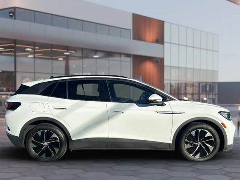 Used 2021 Volkswagen ID.4 Pro S w/ ID.4 Protection Package (IPT) image 2