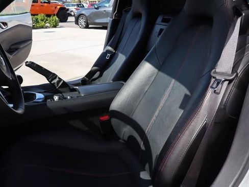 Used 2016 MAZDA MX-5 Miata Grand Touring image 11