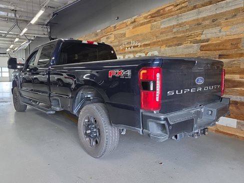 Used 2023 Ford F250 XL w/ STX Appearance Package AWD/4WD image 4
