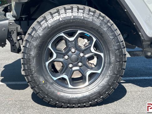 Used 2022 Jeep Wrangler Unlimited Rubicon 4xe w/ Steel Bumper Group AWD/4WD image 34