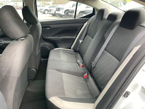 Used 2021 Nissan Versa SV image 21