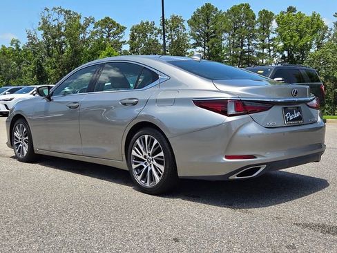 Used 2019 Lexus ES 350 w/ Premium Package FWD image 3
