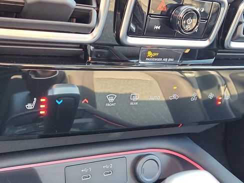 New 2026 Nissan Sentra SV w/ SV Convenience Package image 12