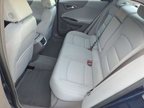 Used 2020 Chevrolet Malibu LT FWD image 12