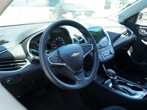 Used 2022 Chevrolet Malibu LS image 6