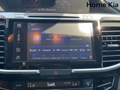 Used 2017 Honda Accord Touring image 20