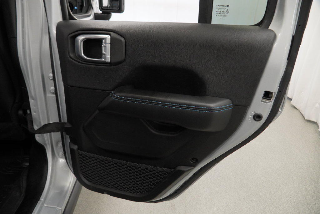 Used 2024 Jeep Wrangler Unlimited Rubicon 4xe w/ Technology Group AWD/4WD image 35