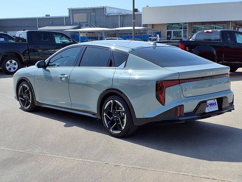 Certified 2025 Kia K4 EX FWD image 6