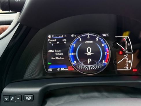 Certified 2024 Lexus ES 350 w/ Premium Package image 16