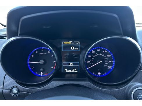 Used 2017 Subaru Outback 3.6R Touring AWD/4WD image 41