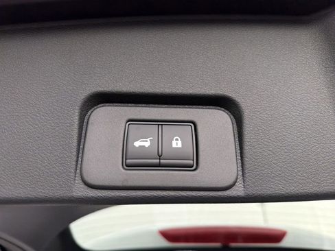 New 2026 Nissan Rogue SV image 14