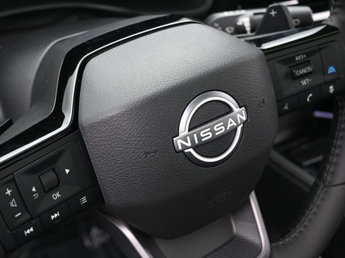 New 2026 Nissan Rogue Platinum w/ Platinum Premium Package image 13