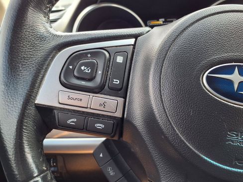Used 2017 Subaru Outback 2.5i Limited AWD/4WD image 16