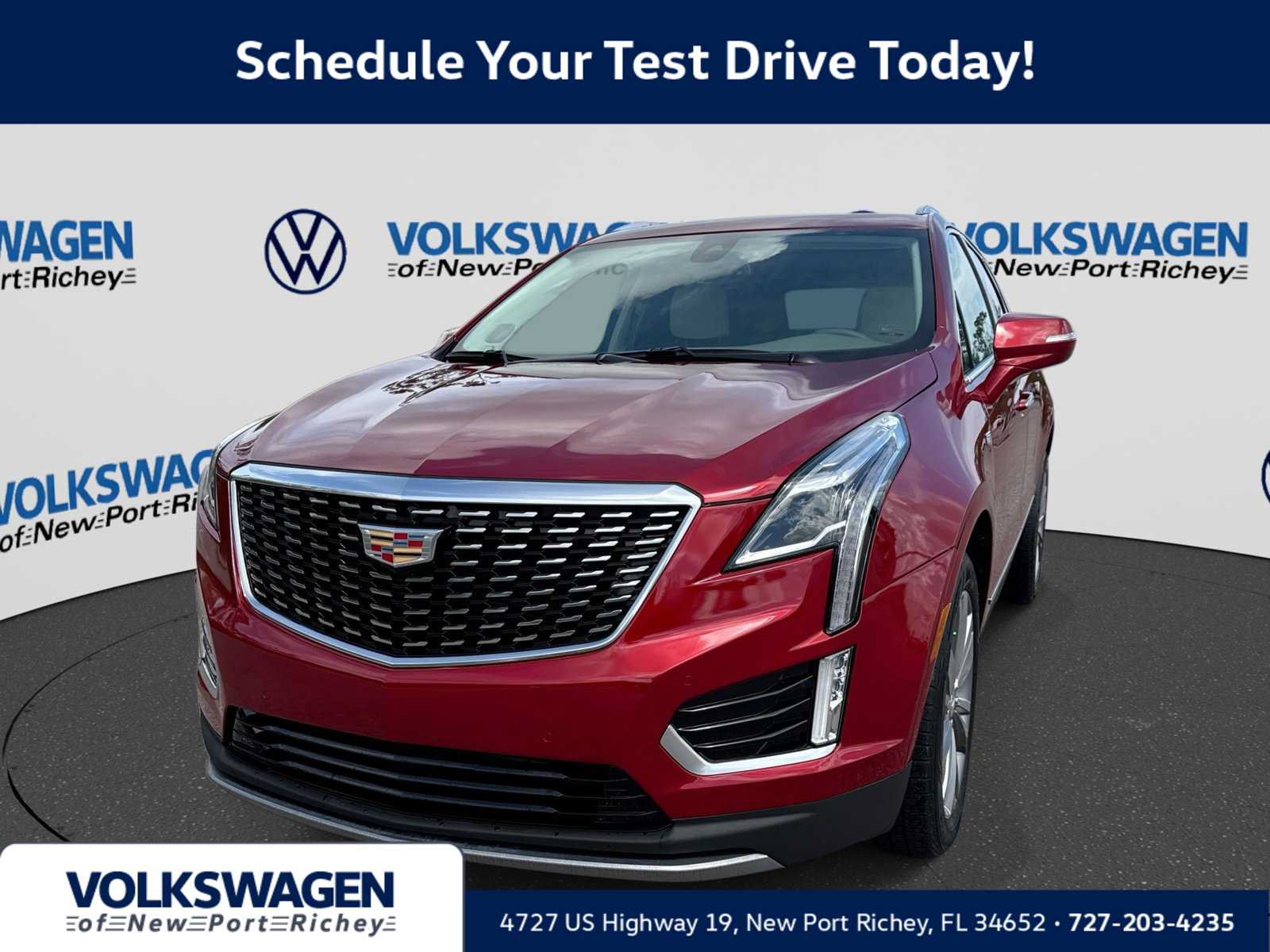 Used 2025 Cadillac XT5 Premium Luxury w/ LPO, Floor Liner Package AWD/4WD image 1