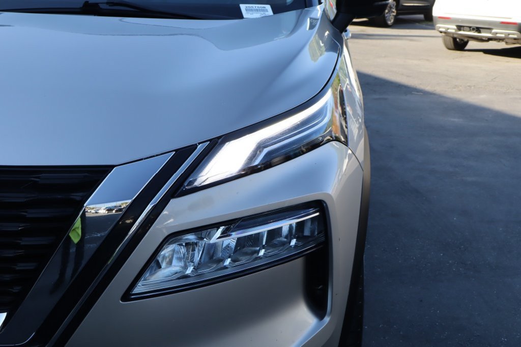 Used 2021 Nissan Rogue Platinum AWD/4WD image 8