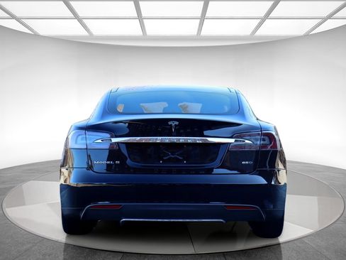 Used 2016 Tesla Model S 85D image 7