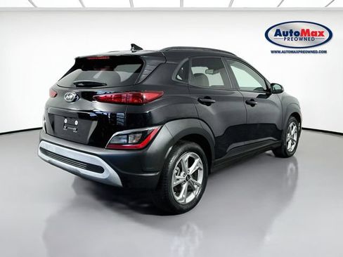 Used 2023 Hyundai Kona SEL FWD image 2