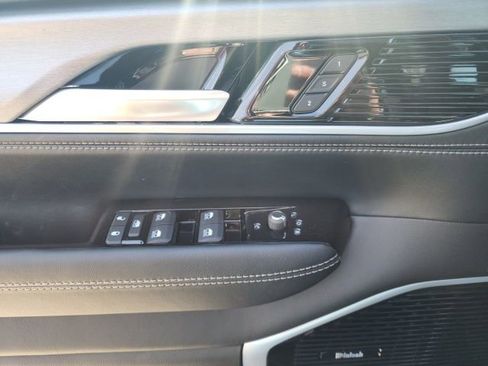 New 2026 Jeep Grand Wagoneer Limited AWD/4WD image 18
