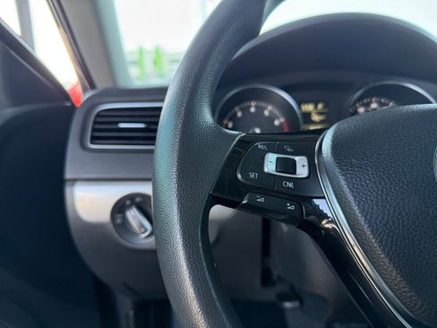 Used 2018 Volkswagen Jetta Wolfsburg Edition FWD image 17
