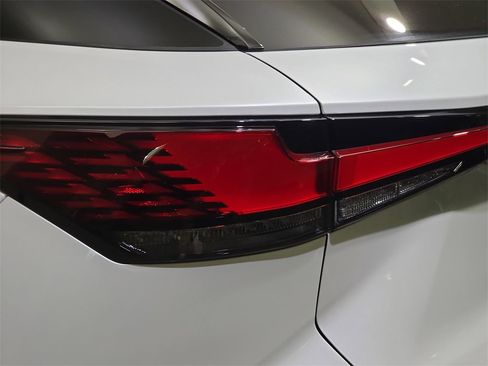 Certified 2024 Lexus RX 350h image 38