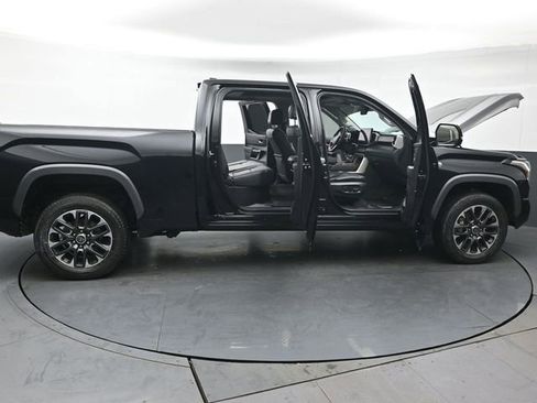 Used 2022 Toyota Tundra Limited image 57