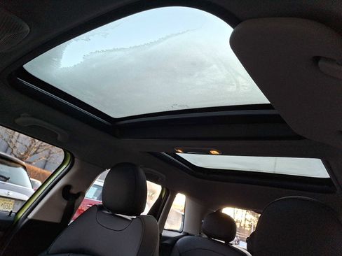 Certified 2023 MINI Cooper S image 11