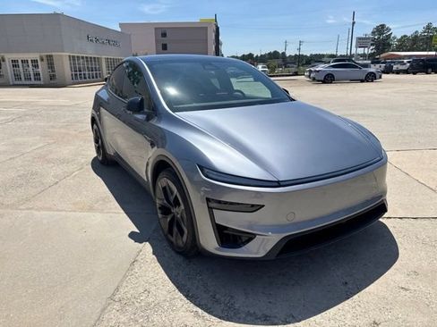 Used 2026 Tesla Model Y Performance AWD/4WD image 5