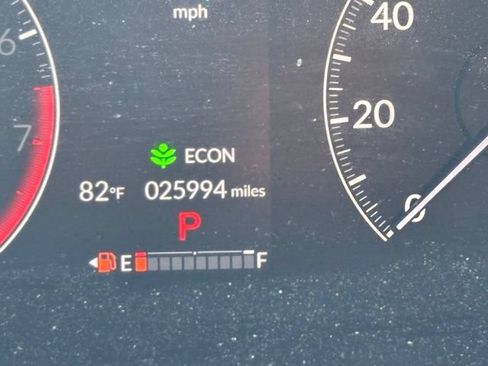 Used 2024 Honda CR-V LX image 8