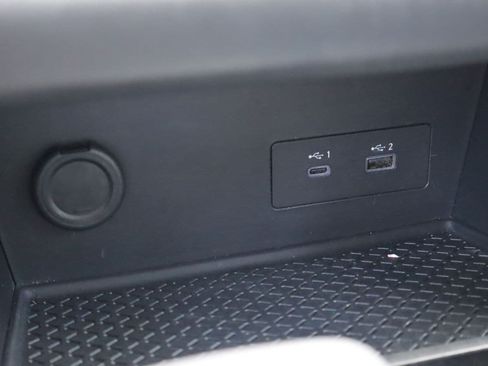 Used 2024 Nissan Pathfinder SV FWD image 26