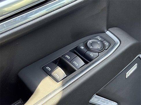 Used 2024 GMC Sierra 1500 SLT w/ SLT Convenience Package image 27