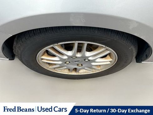 Used 2011 Ford Focus SE w/ 201A Rapid Spec Order Code FWD image 26