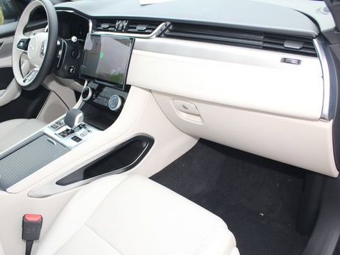 New 2026 Jaguar F-PACE R-Dynamic S image 24