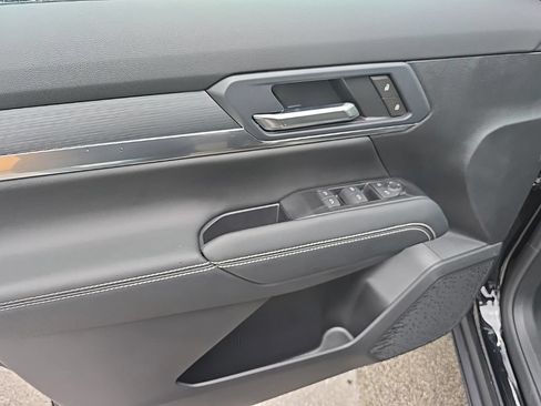 New 2027 GMC Terrain Elevation FWD image 18