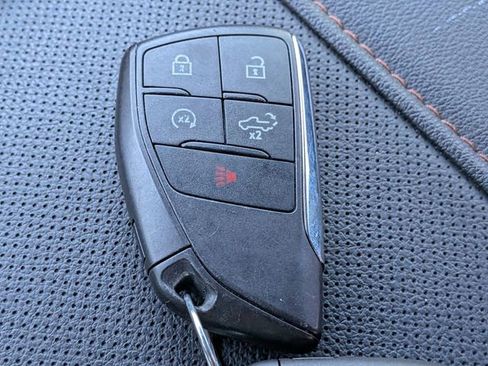 Used 2023 GMC Sierra 1500 AT4 w/ AT4 Premium Package image 34