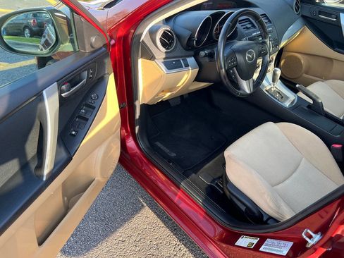 Used 2010 MAZDA MAZDA3 s Sport FWD image 11